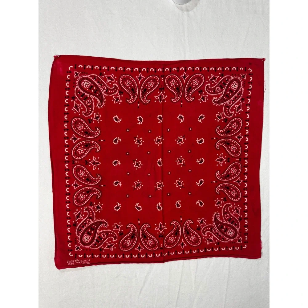 Vintage Fast Color Trunk Up Red Paisley Cotton Bandana Elephant Logo USA‎ 70s